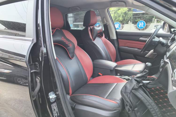 Used Haval H2 2017 Blue Label 1.5T Automatic Two-Wheel Drive Luxury Model Right Front Seat
