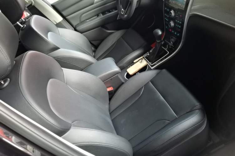 Used Haval H2 2017 Red-Label 1.5T Automatic Two-Wheel Drive Luxury Model Right Front Seat