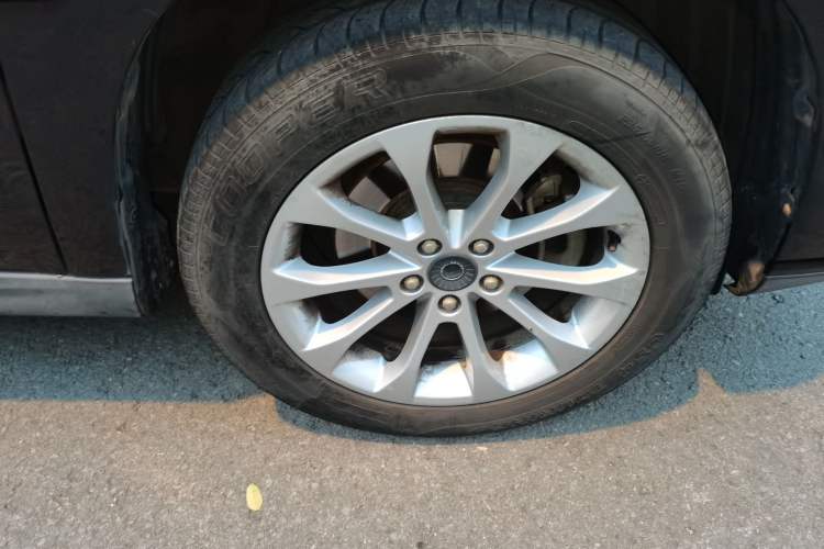 Used Haval H2 2017 Red-Label 1.5T Manual Two-Wheel Drive Comfort Model Right Front Wheel Hub