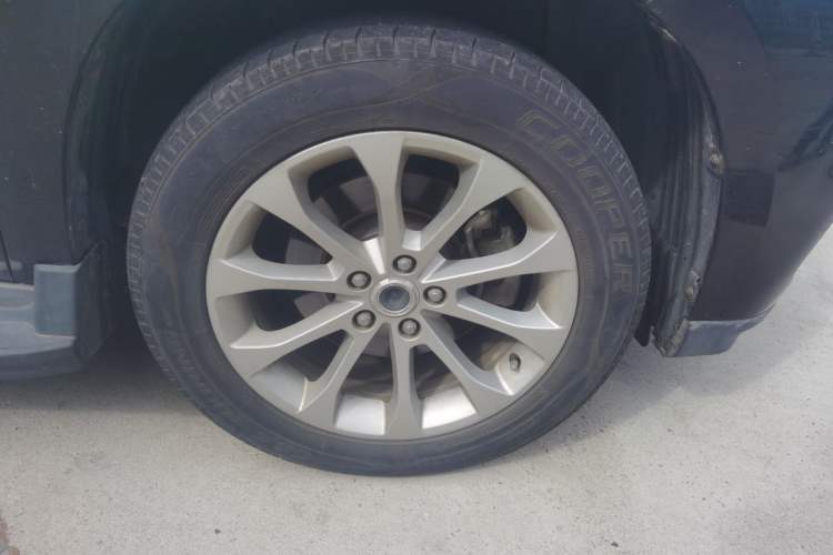 Used Haval H2 2017 Blue Label 1.5T Automatic Two-Wheel Drive Luxury Model Right Front Wheel Hub