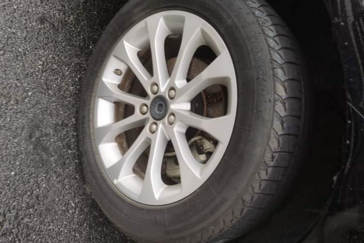 Used Haval H2 2017 Red-Label 1.5T Automatic Two-Wheel Drive Elite Model Right Front Wheel Hub