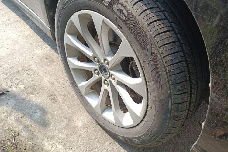 Used Haval H2 2017 Red-Label 1.5T Automatic Two-Wheel Drive Elite Model Right Front Wheel Hub