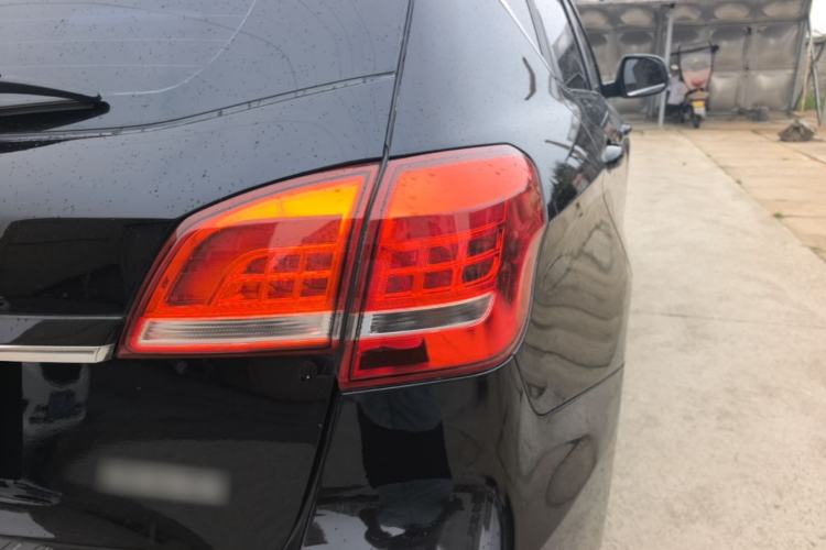 Used Haval H2 2017 Red-Label 1.5T Automatic Two-Wheel Drive Luxury Model Right Rear Taillight