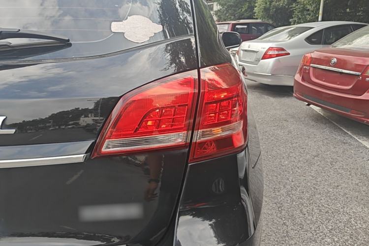 Used Haval H2 2017 Red-Label 1.5T Automatic Two-Wheel Drive Luxury Model Right Rear Taillight