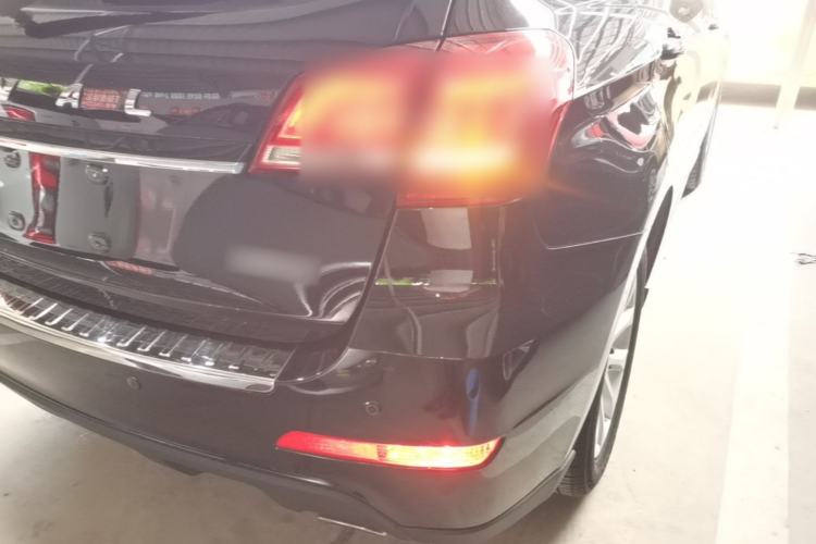 Used Haval H2 2017 Red-Label 1.5T Automatic Two-Wheel Drive Luxury Model Right Rear Taillight