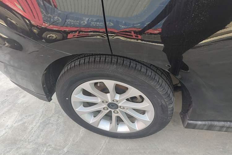Used Haval H2 2017 Red-Label 1.5T Automatic Two-Wheel Drive Luxury Model Right Rear Wheel Hub