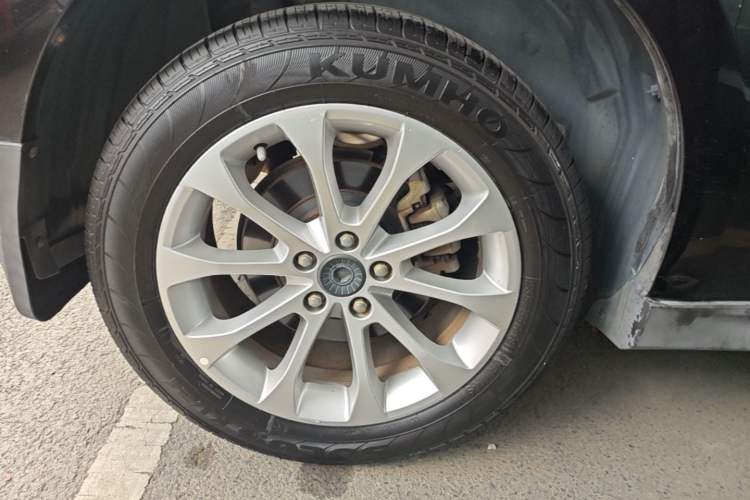 Used Haval H2 2017 Red-Label 1.5T Automatic Two-Wheel Drive Luxury Model Right Rear Wheel Hub