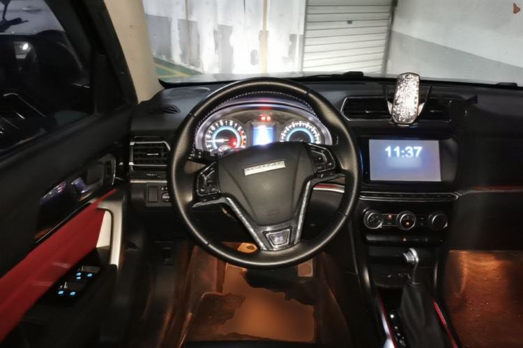 Used Haval H2 2017 Blue Label 1.5T Automatic Two-Wheel Drive Luxury Model Steering Wheel