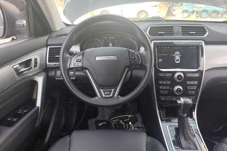 Used Haval H2 2017 Red-Label 1.5T Automatic Two-Wheel Drive Luxury Model Steering Wheel