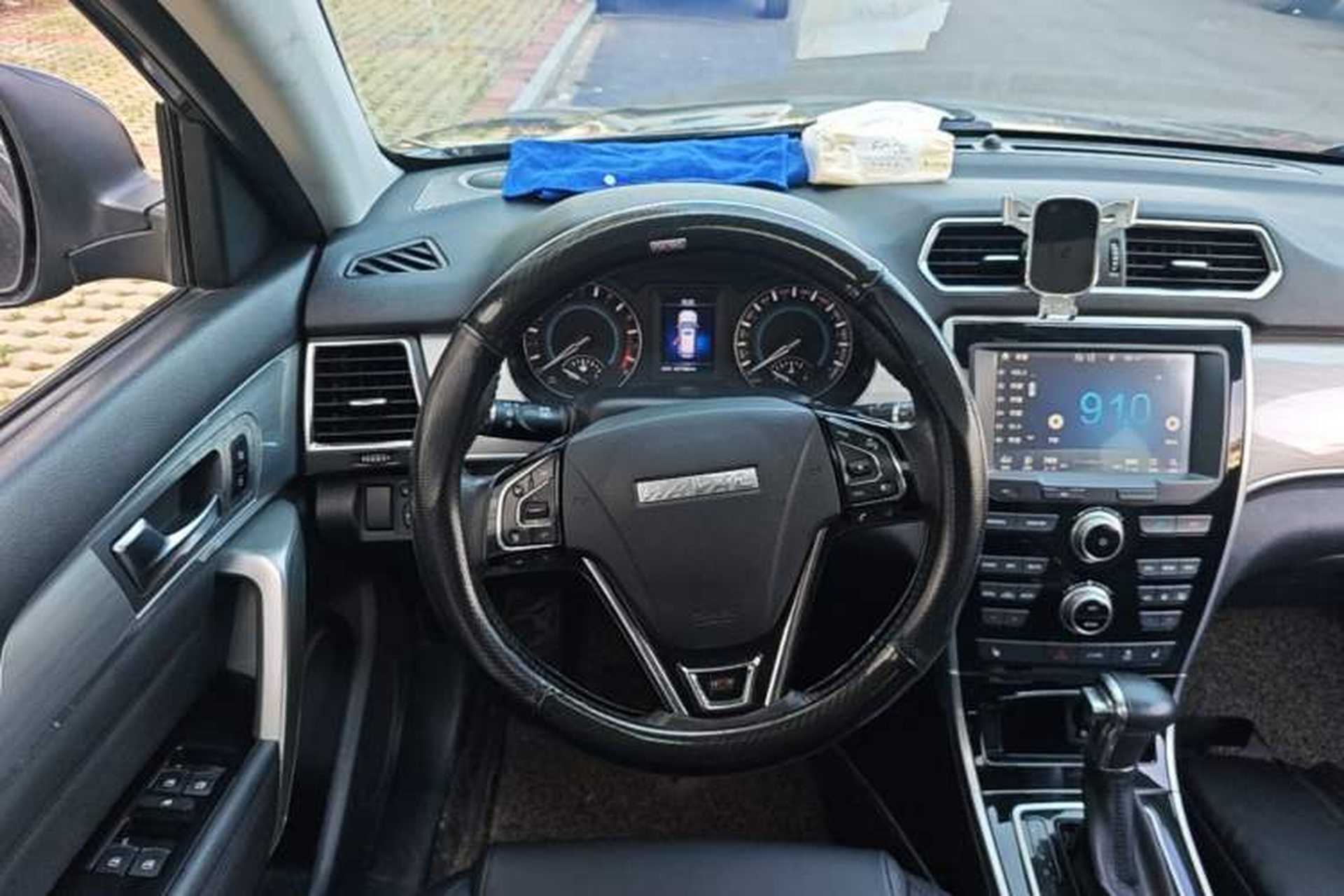 Used Haval H2 2017 Red-Label 1.5T Automatic Two-Wheel Drive Luxury Model Steering Wheel