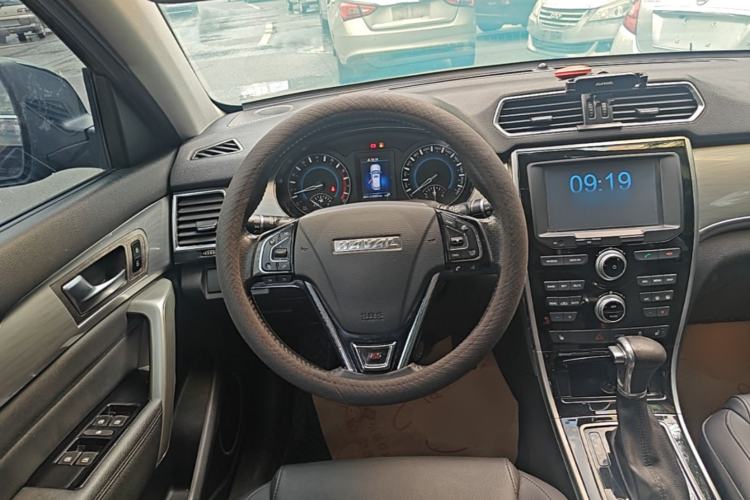 Used Haval H2 2017 Red-Label 1.5T Automatic Two-Wheel Drive Luxury Model Steering Wheel