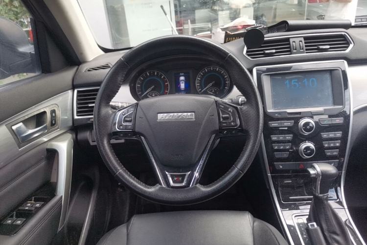 Used Haval H2 2017 Red-Label 1.5T Automatic Two-Wheel Drive Elite Model Steering Wheel