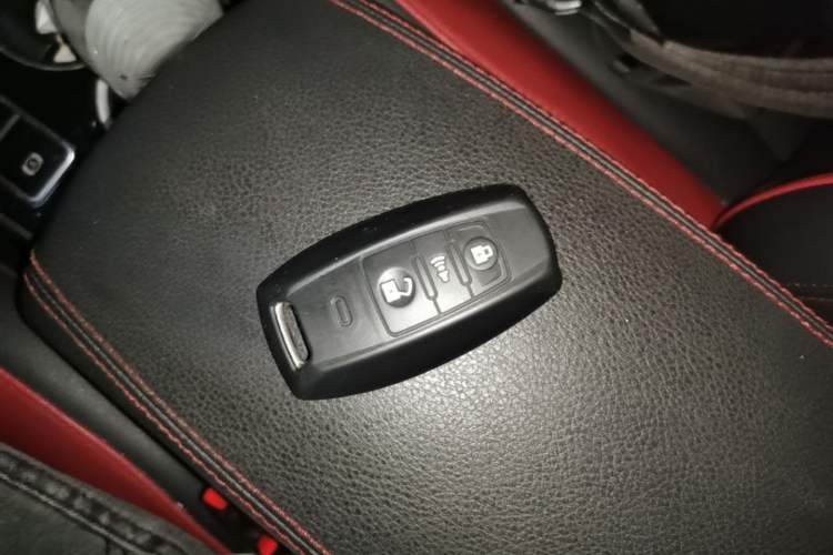 Used Haval H2 2017 Blue Label 1.5T Automatic Two-Wheel Drive Luxury Model Vehicle Key