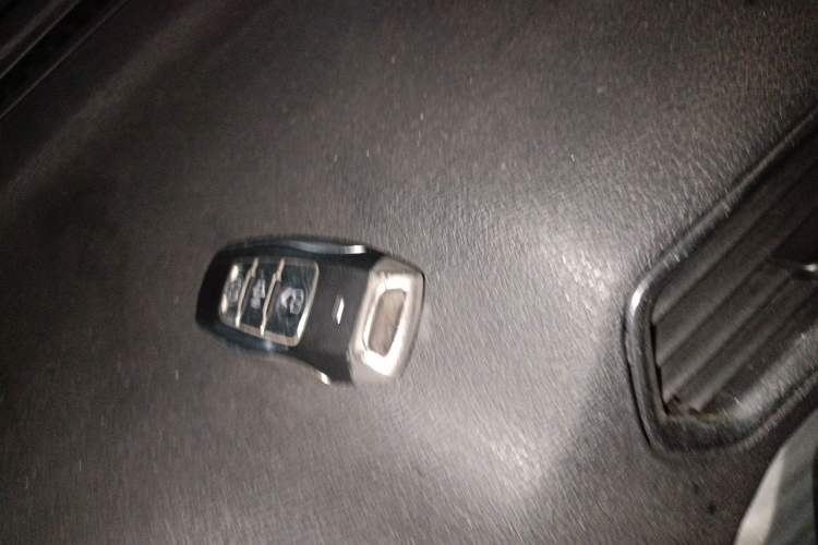 Used Haval H2 2017 Blue Label 1.5T Automatic Two-Wheel Drive Luxury Model Vehicle Key
