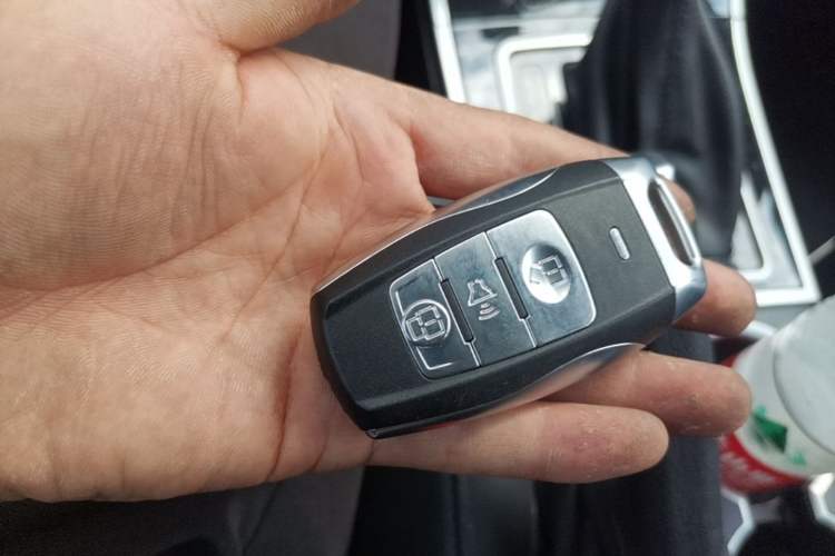 Used Haval H2 2017 Red-Label 1.5T Automatic Two-Wheel Drive Elite Model Vehicle Key