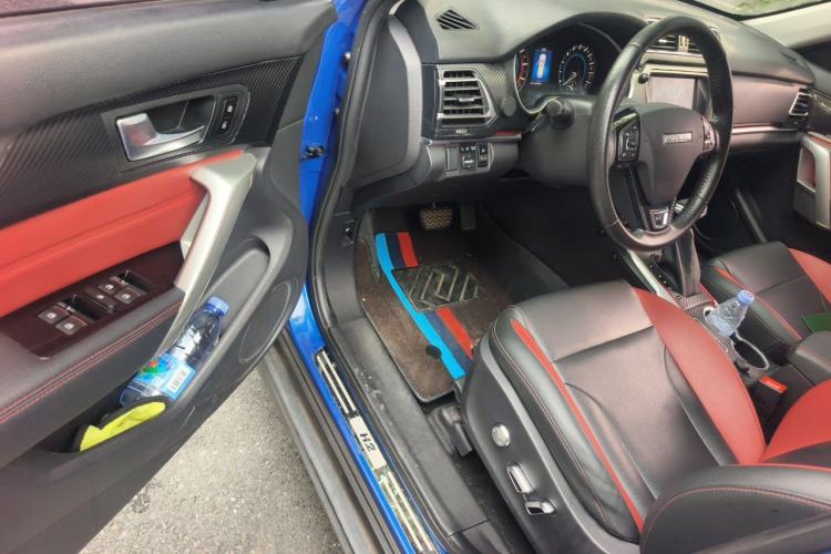 Used Haval H2 2017 Blue Label 1.5T Automatic Two-Wheel Drive Luxury Model Driver Seat