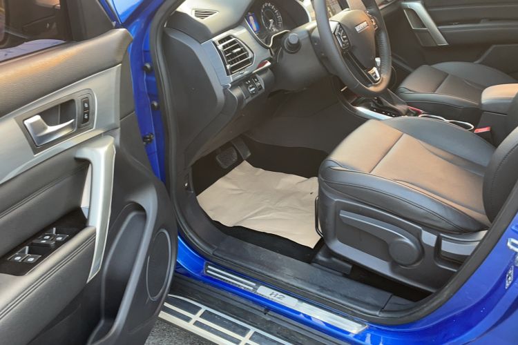 Used Haval H2 2017 Blue Label 1.5T Automatic Two-Wheel Drive Elite Model Driver Seat