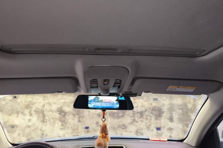 Used Haval H2 2017 Blue Label 1.5T Automatic Two-Wheel Drive Luxury Model Headliner