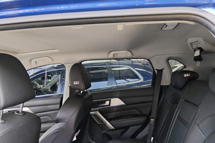 Used Haval H2 2017 Red-Label 1.5T Automatic Two-Wheel Drive Luxury Model Headliner