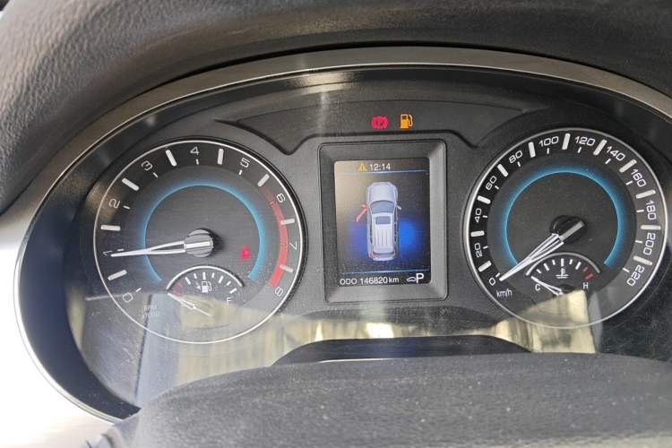 Used Haval H2 2017 Red-Label 1.5T Automatic Two-Wheel Drive Luxury Model Instrument Cluster