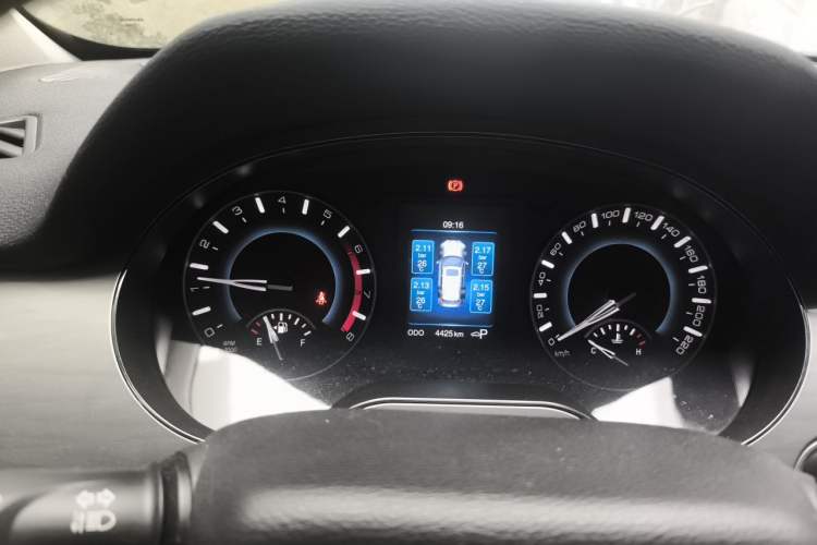 Used Haval H2 2017 Red-Label 1.5T Automatic Two-Wheel Drive Luxury Model Instrument Cluster