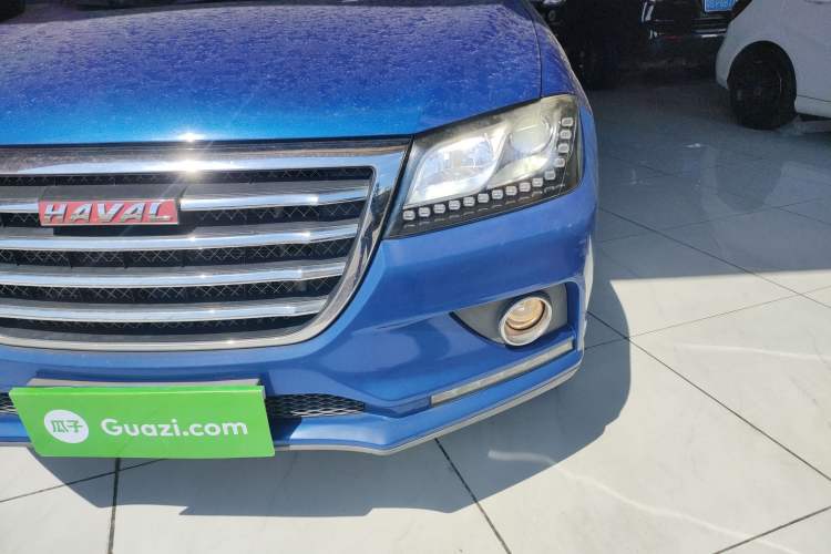 Used Haval H2 2017 Red-Label 1.5T Manual Two-Wheel Drive Luxury Model Left Front Headlight