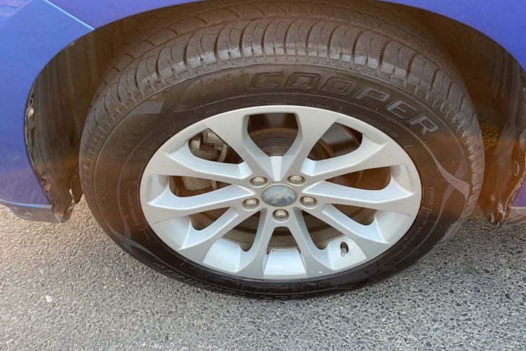 Used Haval H2 2017 Blue Label 1.5T Automatic Two-Wheel Drive Elite Model Left Front Wheel Hub