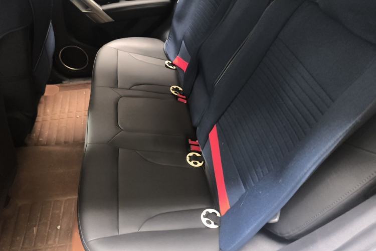 Used Haval H2 2017 Red-Label 1.5T Automatic Two-Wheel Drive Luxury Model Left Rear Seat