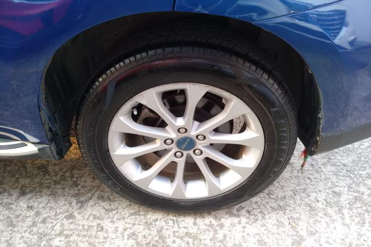 Used Haval H2 2017 Blue Label 1.5T Automatic Two-Wheel Drive Elite Model Left Rear Wheel Hub