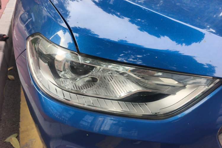 Used Haval H2 2017 Blue Label 1.5T Automatic Two-Wheel Drive Luxury Model Right Front Headlight