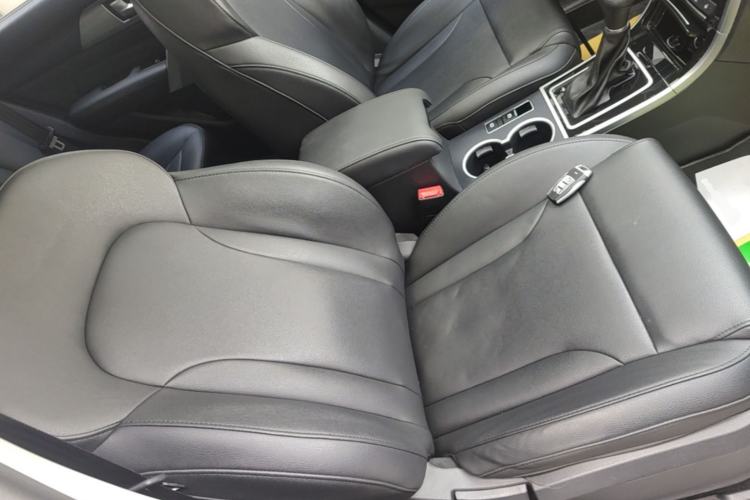 Used Haval H2 2017 Red-Label 1.5T Automatic Two-Wheel Drive Luxury Model Right Front Seat
