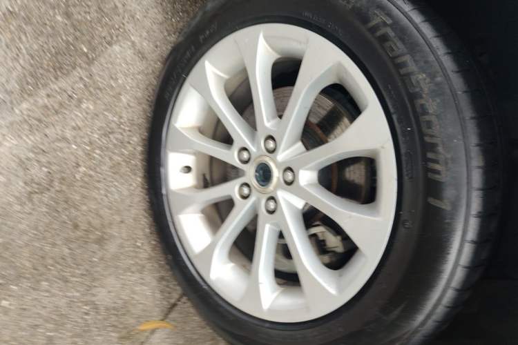 Used Haval H2 2017 Blue Label 1.5T Automatic Two-Wheel Drive Luxury Model Right Front Wheel Hub