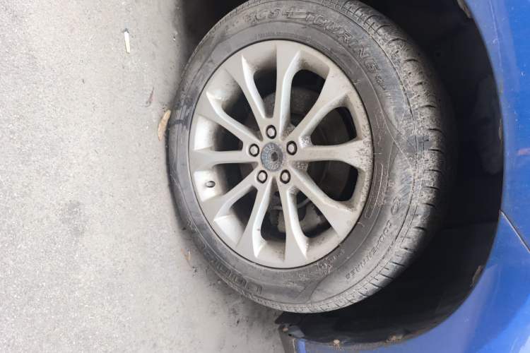 Used Haval H2 2017 Red-Label 1.5T Automatic Two-Wheel Drive Luxury Model Right Front Wheel Hub
