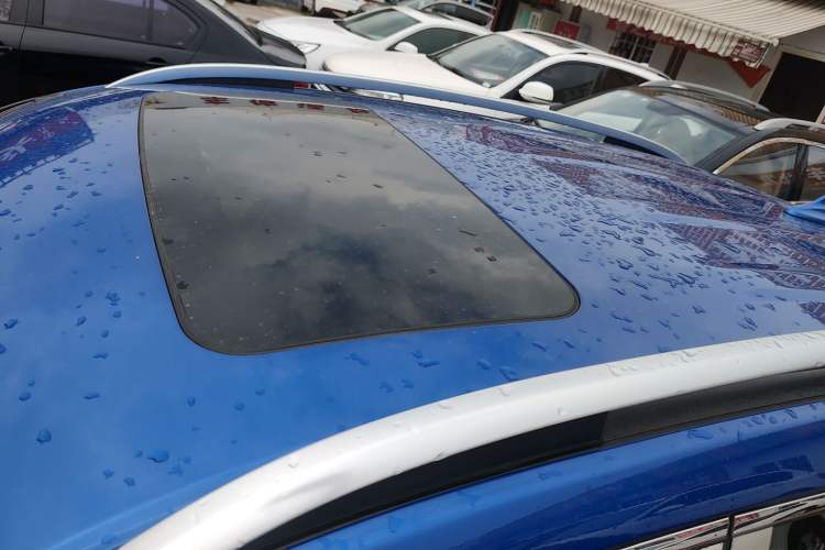 Used Haval H2 2017 Blue Label 1.5T Automatic Two-Wheel Drive Luxury Model Roof