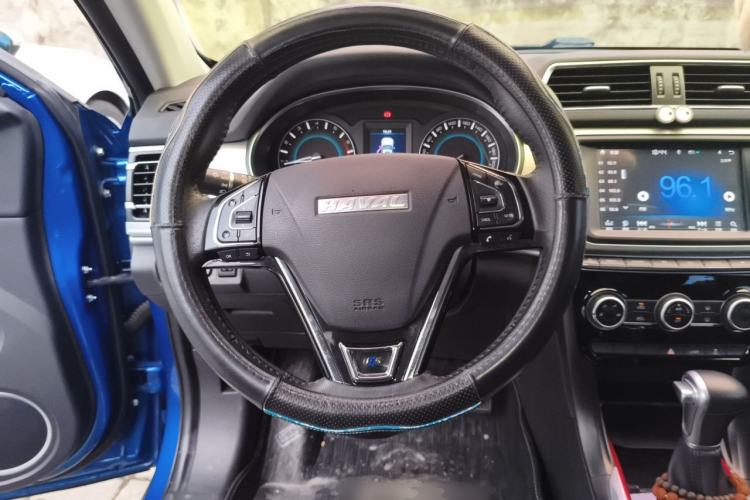 Used Haval H2 2017 Blue Label 1.5T Automatic Two-Wheel Drive Luxury Model Steering Wheel