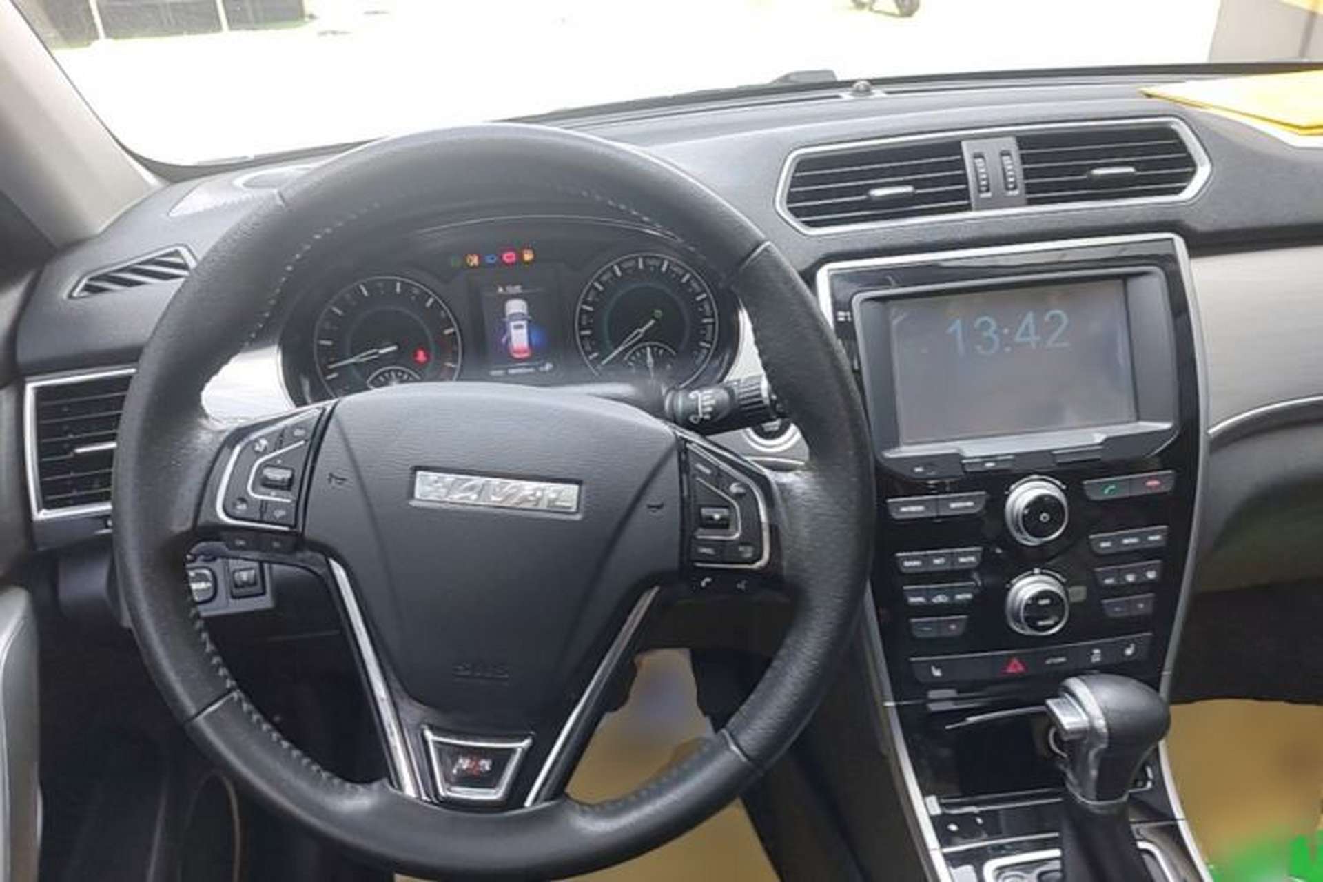 Used Haval H2 2017 Red-Label 1.5T Automatic Two-Wheel Drive Luxury Model Steering Wheel