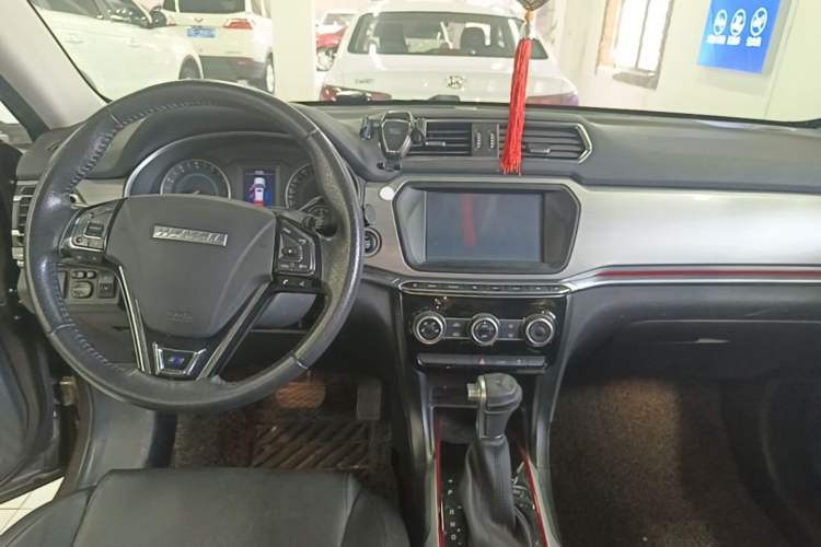 Used Haval H2 2017 Blue Label 1.5T Automatic Two-Wheel Drive Luxury Model Audio And AC Panel