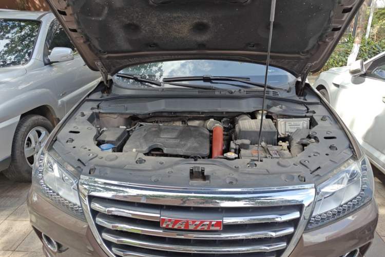 Used Haval H2 2017 Red-Label 1.5T Automatic Two-Wheel Drive Elite Model Engine Bay