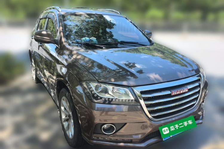 Used Haval H2 2017 Red-Label 1.5T Manual Two-Wheel-Drive Elite Model Front Right 45 Deg