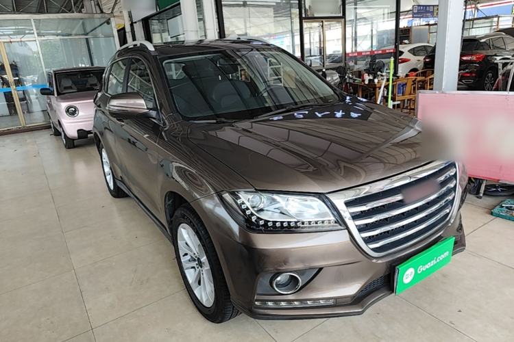 Used Haval H2 2017 Red-Label 1.5T Manual Two-Wheel Drive Luxury Model Front Right 45 Deg