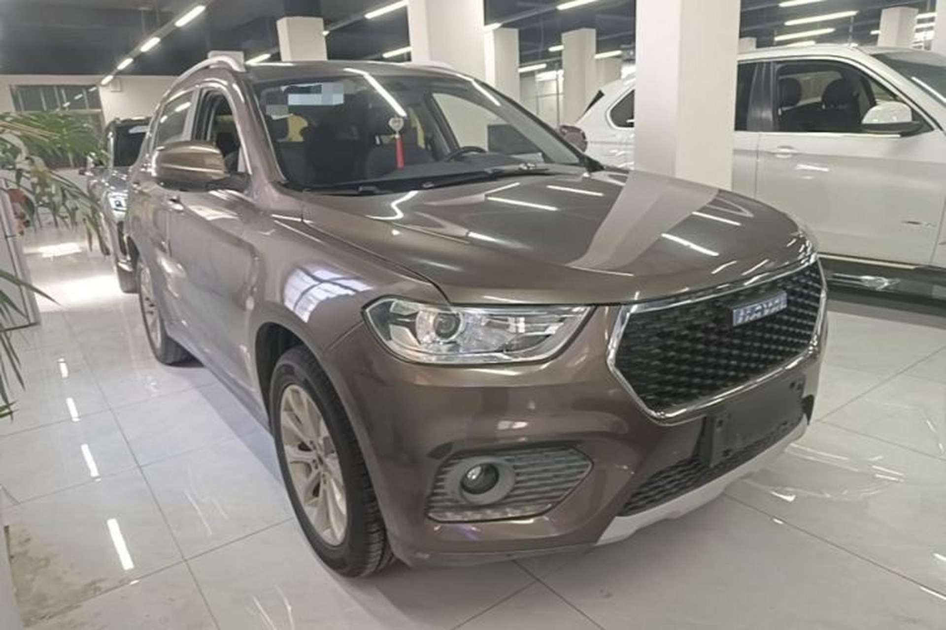 Used Haval H2 2017 Blue Label 1.5T Automatic Two-Wheel Drive Luxury Model Front Right 45 Deg