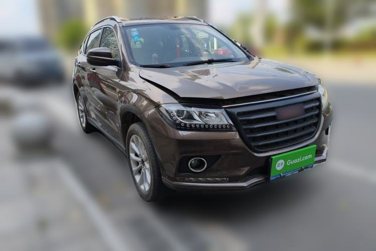 Used Haval H2 2017 Red-Label 1.5T Manual Two-Wheel-Drive Elite Model Front Right 45 Deg