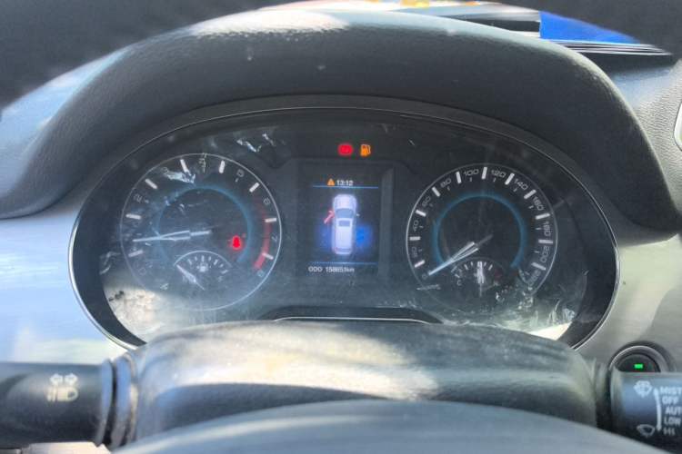 Used Haval H2 2017 Red-Label 1.5T Manual Two-Wheel-Drive Elite Model Instrument Cluster