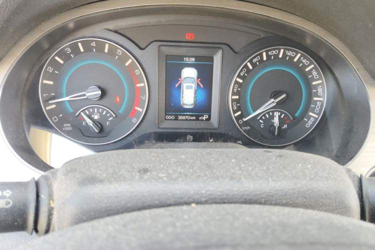 Used Haval H2 2017 Red-Label 1.5T Automatic Two-Wheel Drive Elite Model Instrument Cluster