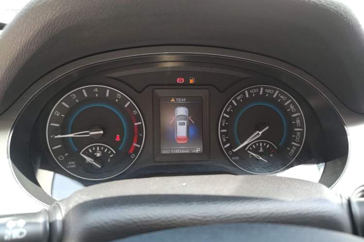 Used Haval H2 2017 Red-Label 1.5T Automatic Two-Wheel Drive Luxury Model Instrument Cluster