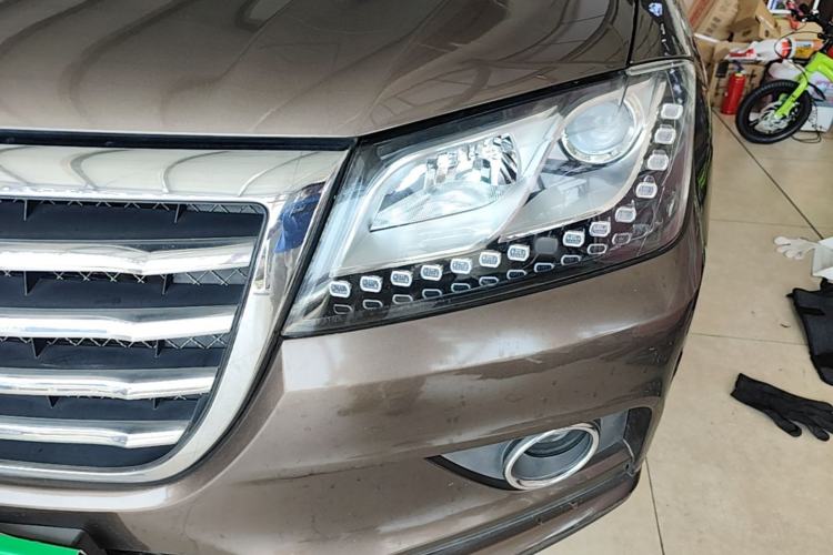 Used Haval H2 2017 Red-Label 1.5T Manual Two-Wheel Drive Luxury Model Left Front Headlight