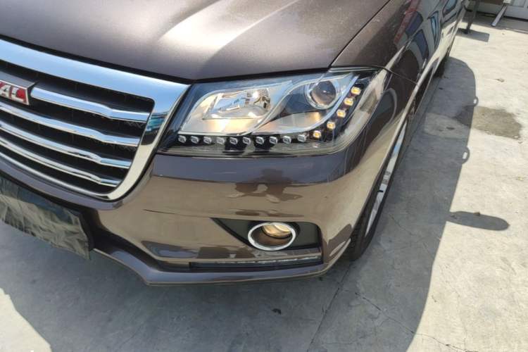 Used Haval H2 2017 Red-Label 1.5T Automatic Two-Wheel Drive Luxury Model Left Front Headlight