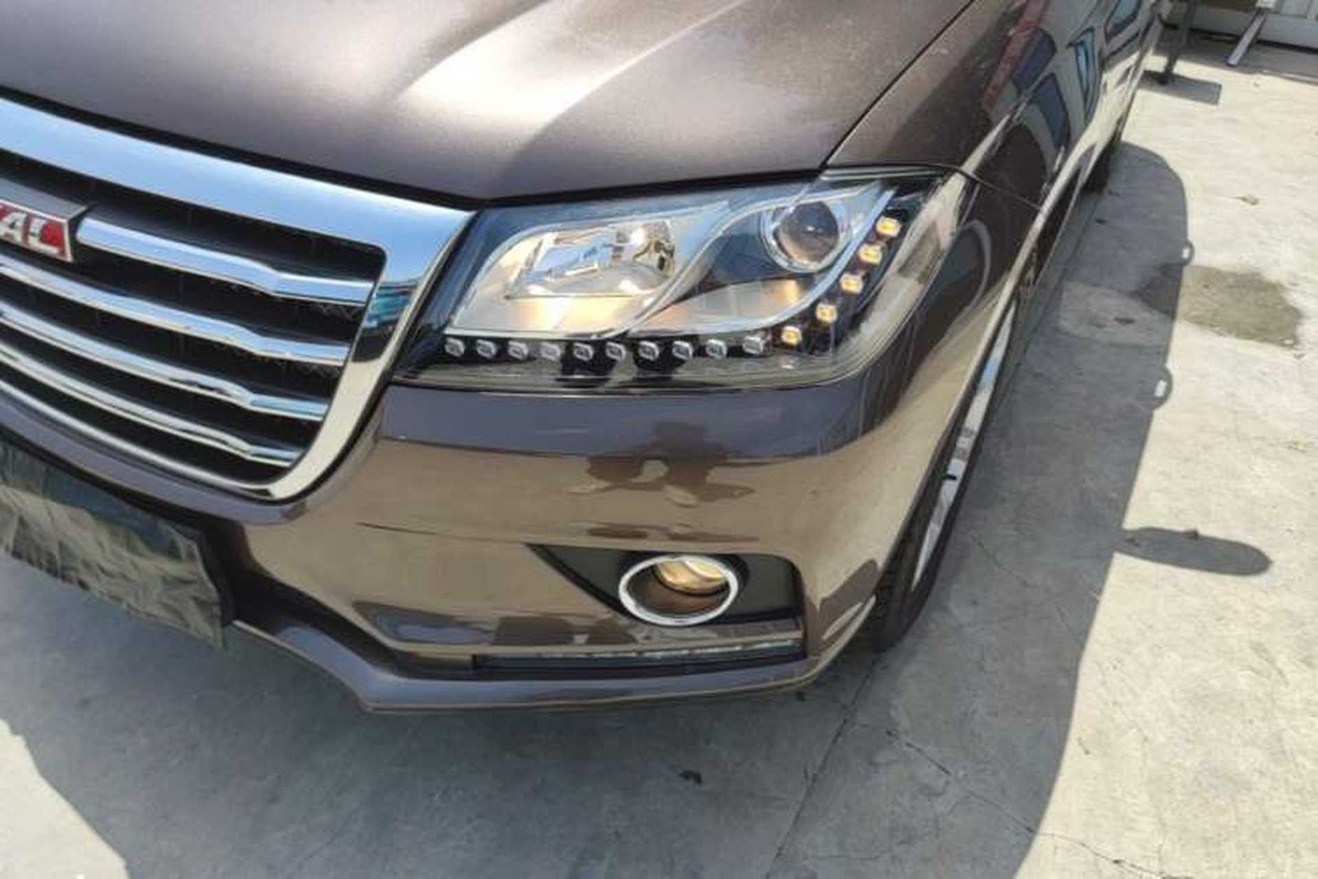 Used Haval H2 2017 Red-Label 1.5T Automatic Two-Wheel Drive Luxury Model Left Front Headlight