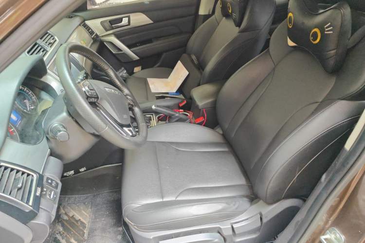 Used Haval H2 2017 Red-Label 1.5T Automatic Two-Wheel Drive Elite Model Left Front Seat