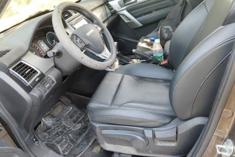 Used Haval H2 2017 Red-Label 1.5T Automatic Two-Wheel Drive Elite Model Left Front Seat